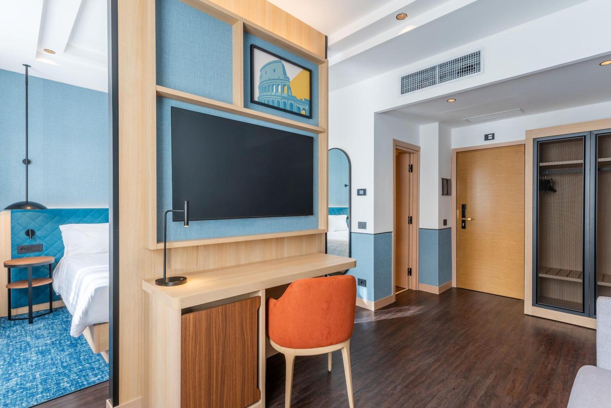 Hilton Garden Inn Rome Colosseum — Photos 1